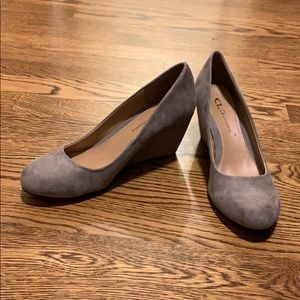 Chinese Laundry Nima Wedge Pumps - size 8M